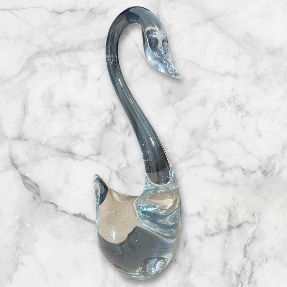 Vintage Crystal Clear Swan Figurine Statue Art Glass Elegant Lux Decor 7.75”